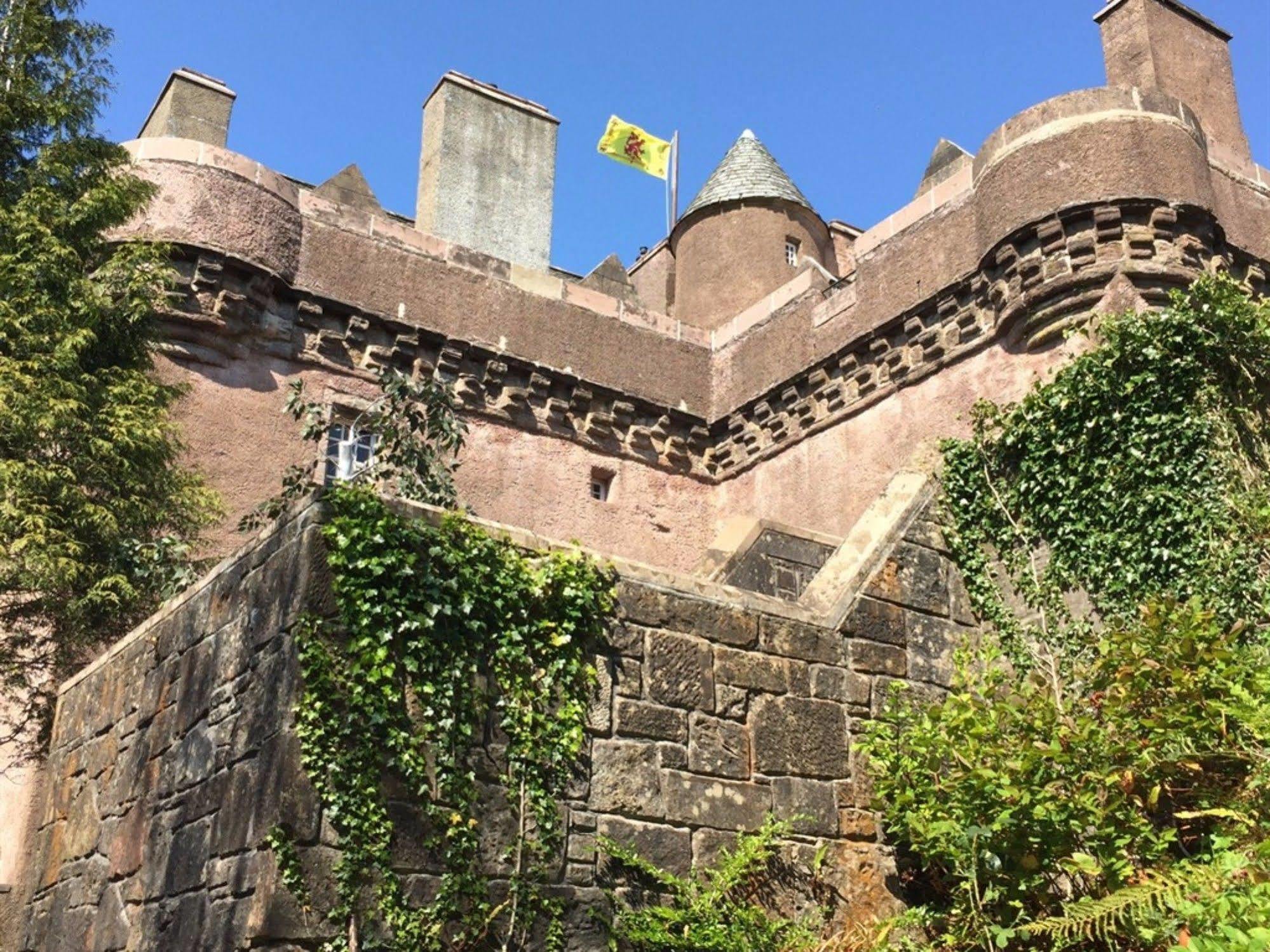 Castle Levan Gourock Buitenkant foto